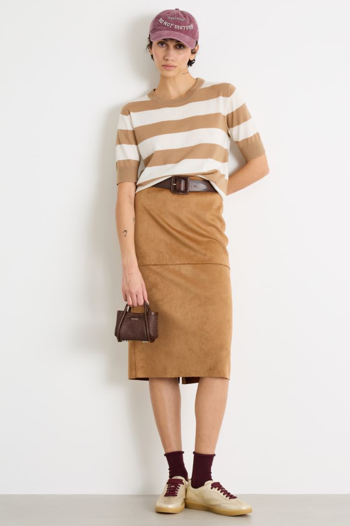 Short-sleeved knit Intrend