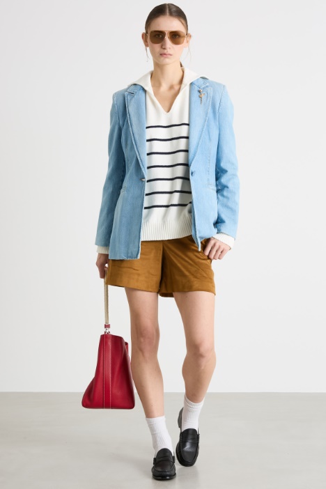 Loose-fit jumper with pointed collar Intrend