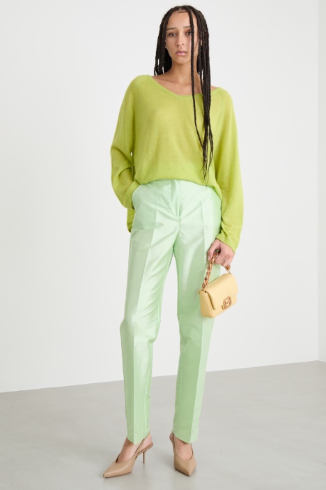 Wide V-neck jumper Intrend