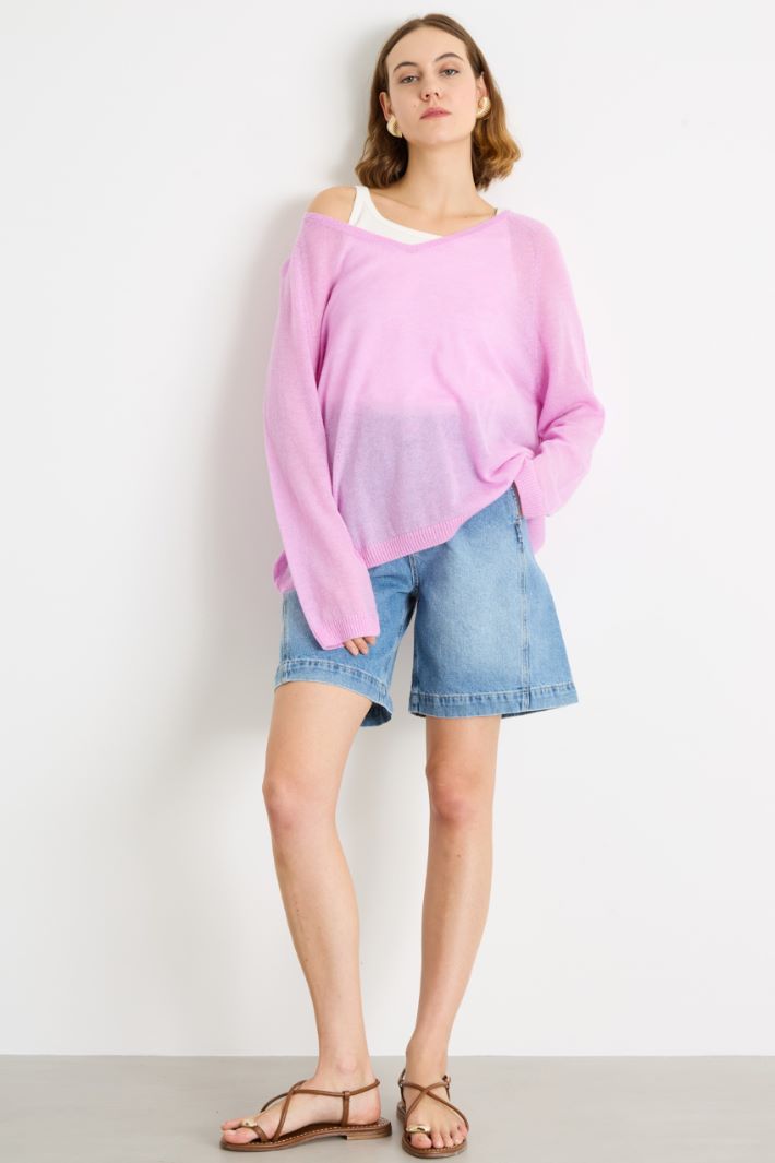 Wide V-neck jumper Intrend