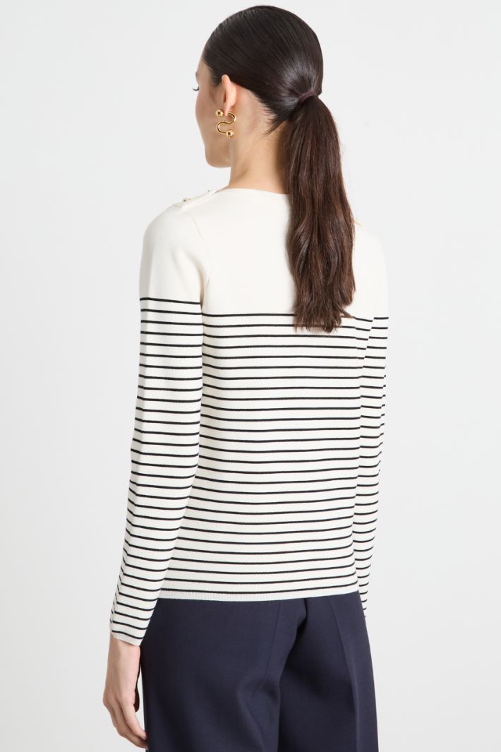 Shoulder-button jumper Intrend - 4