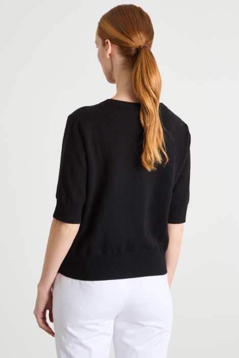 Maglia con ricami bijou