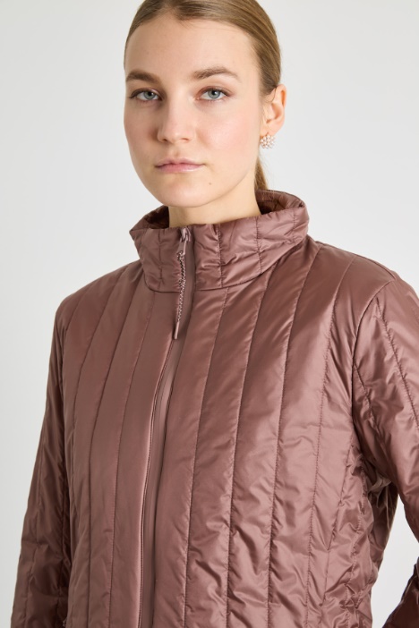 Chaqueta acolchada en lona técnica