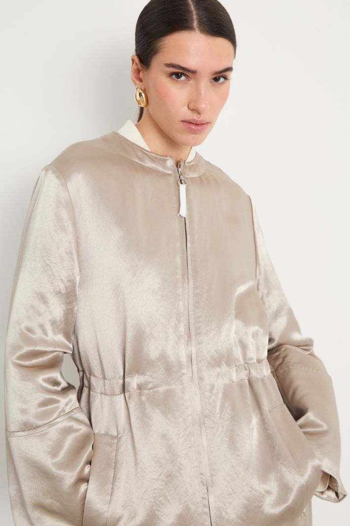 Long Padded Satin Coat Intrend - 3