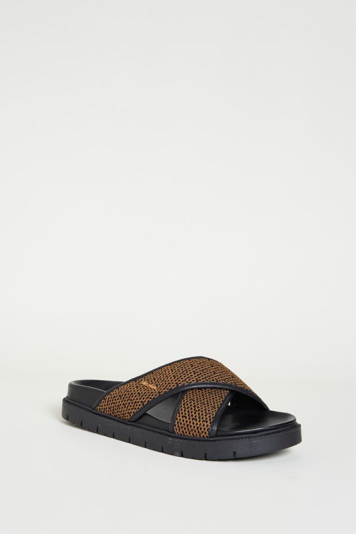 Criss-cross sandals Intrend - 2