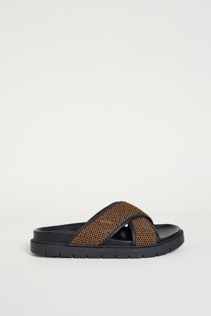 Criss-cross sandals Intrend