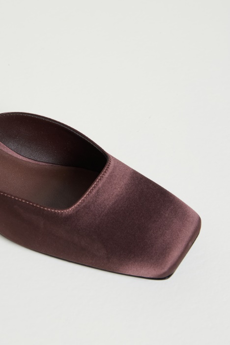 Mules slingback in raso