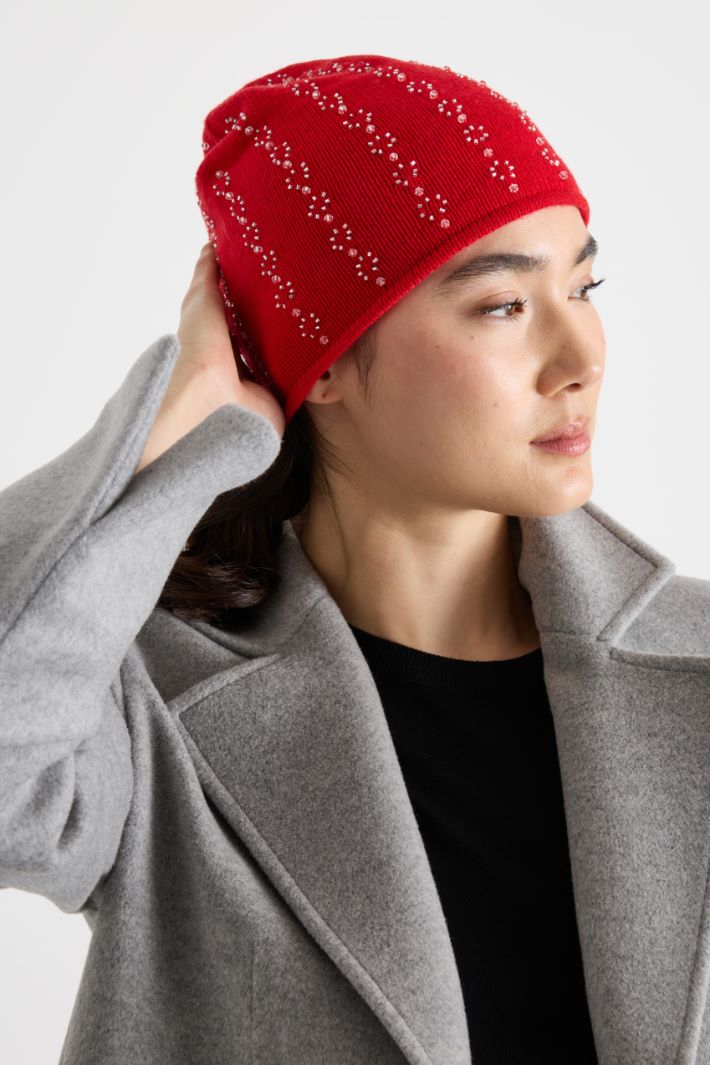 Bijou-Embroidered Beanie Intrend - 2