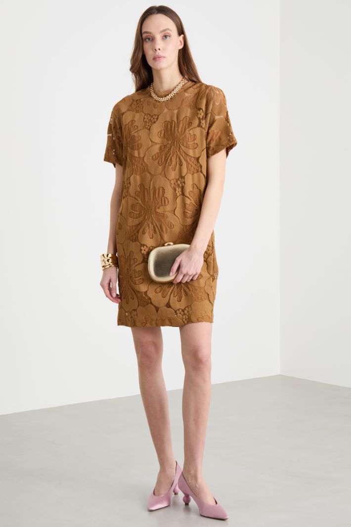 Abito corto in pizzo Intrend