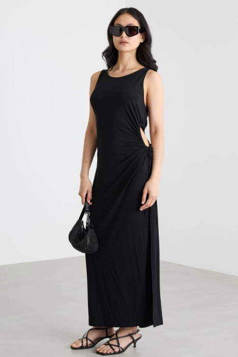 Slim-fit cut-out dress - Intrend