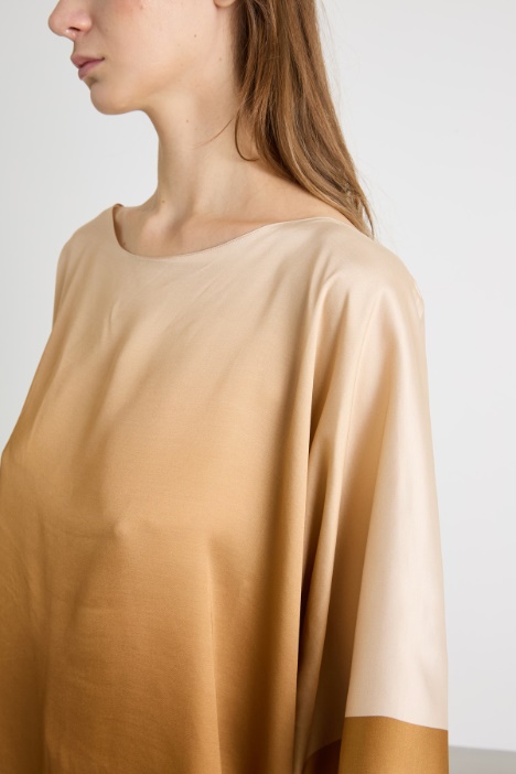 Tunica over in raso stampato