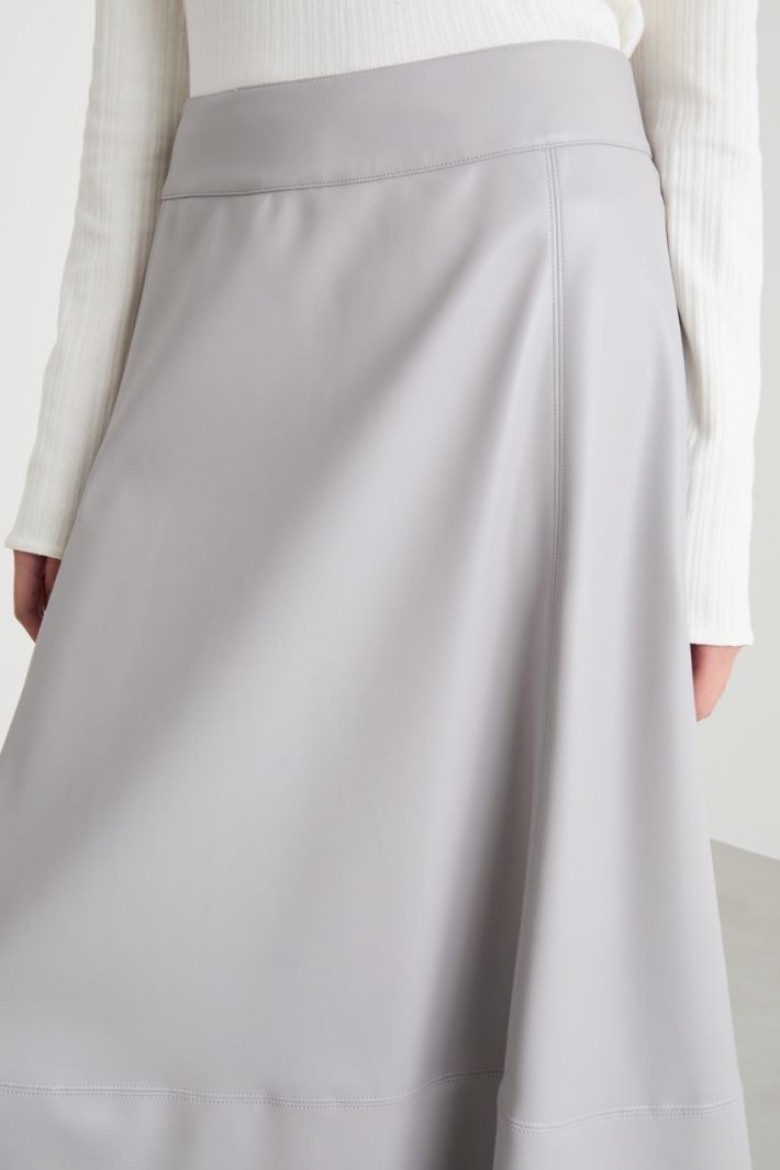 A-line skirt in coated fabric Intrend - 3