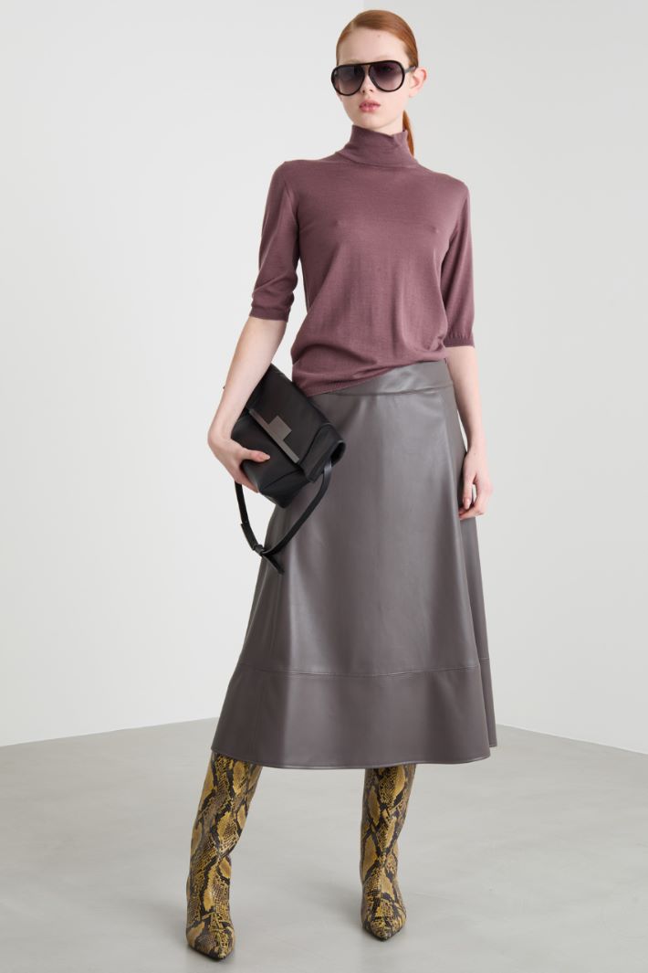 A-line skirt in coated fabric Intrend