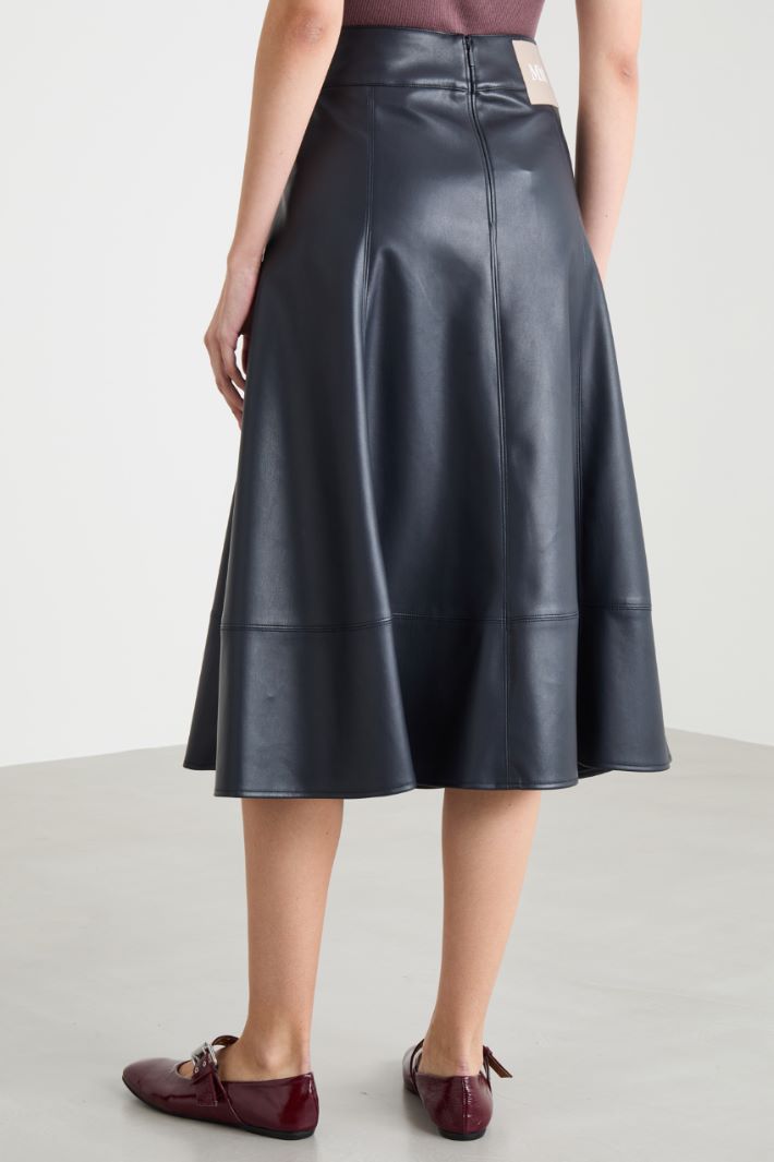 A-line skirt in coated fabric Intrend - 4