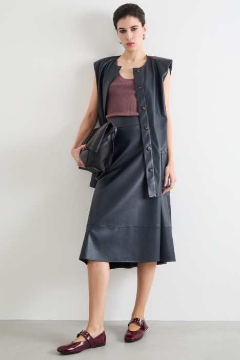 A-line skirt in coated fabric Intrend