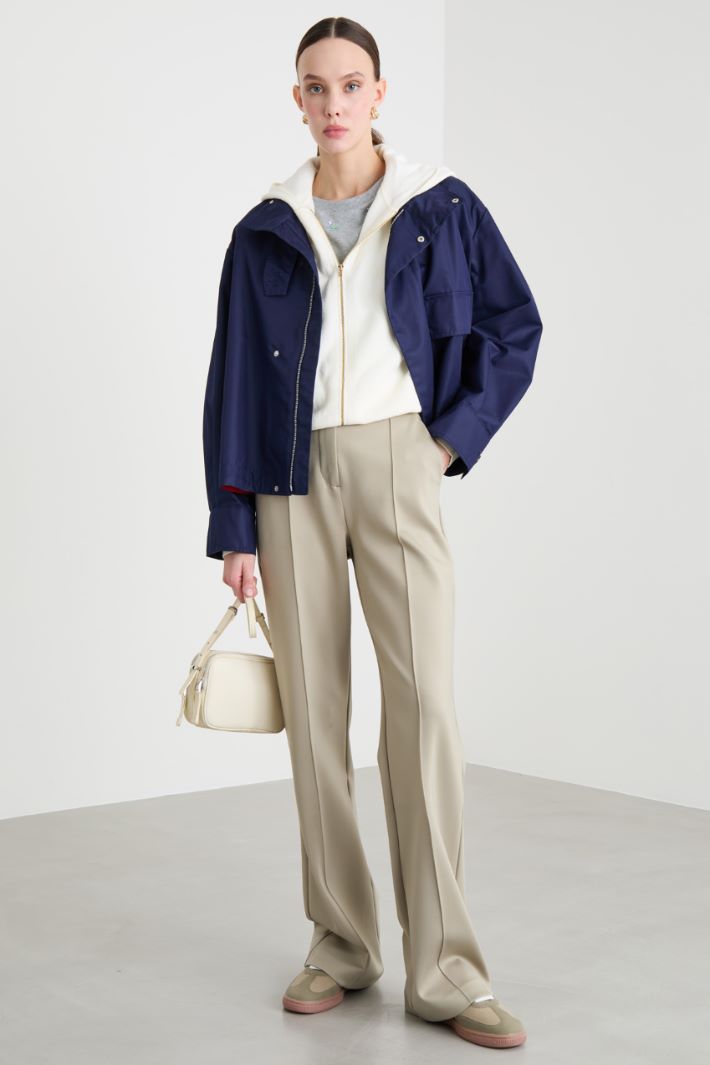 Pantalón en tejido compacto Intrend