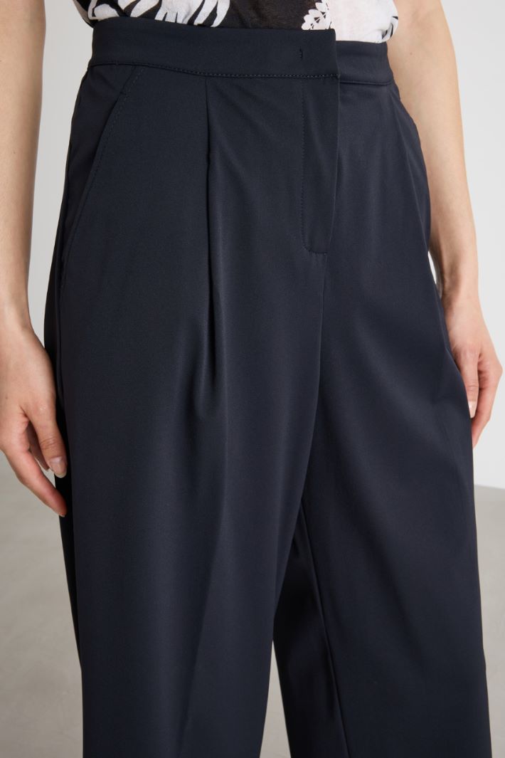 Pantalone in jersey con pinces Intrend - 3