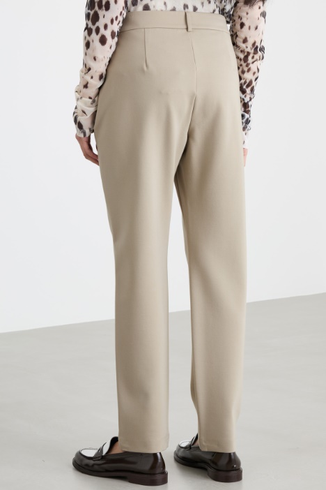 Pantalone dritto a vita alta