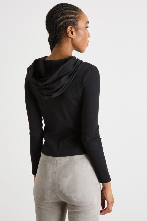 Sudadera con capucha