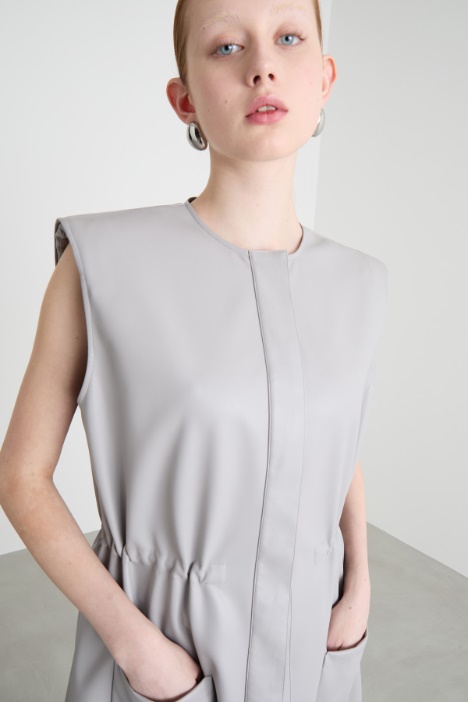 Chaleco de punto revestido