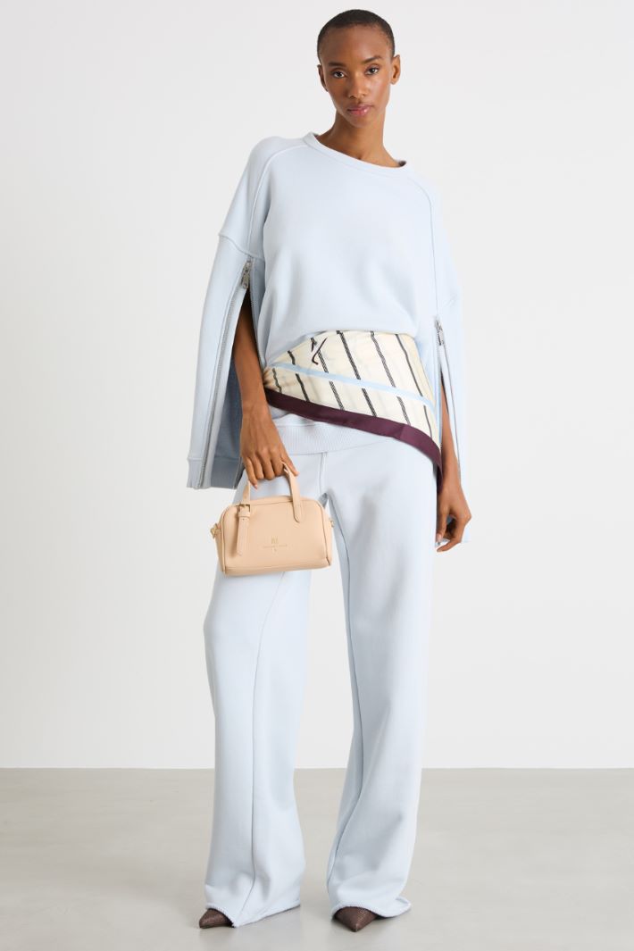 Zipped-sleeve oversized sweatshirt Intrend