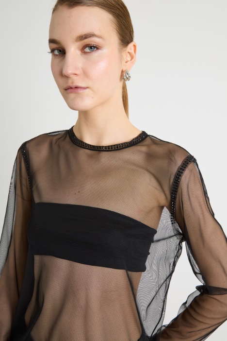 Top in tulle con strass
