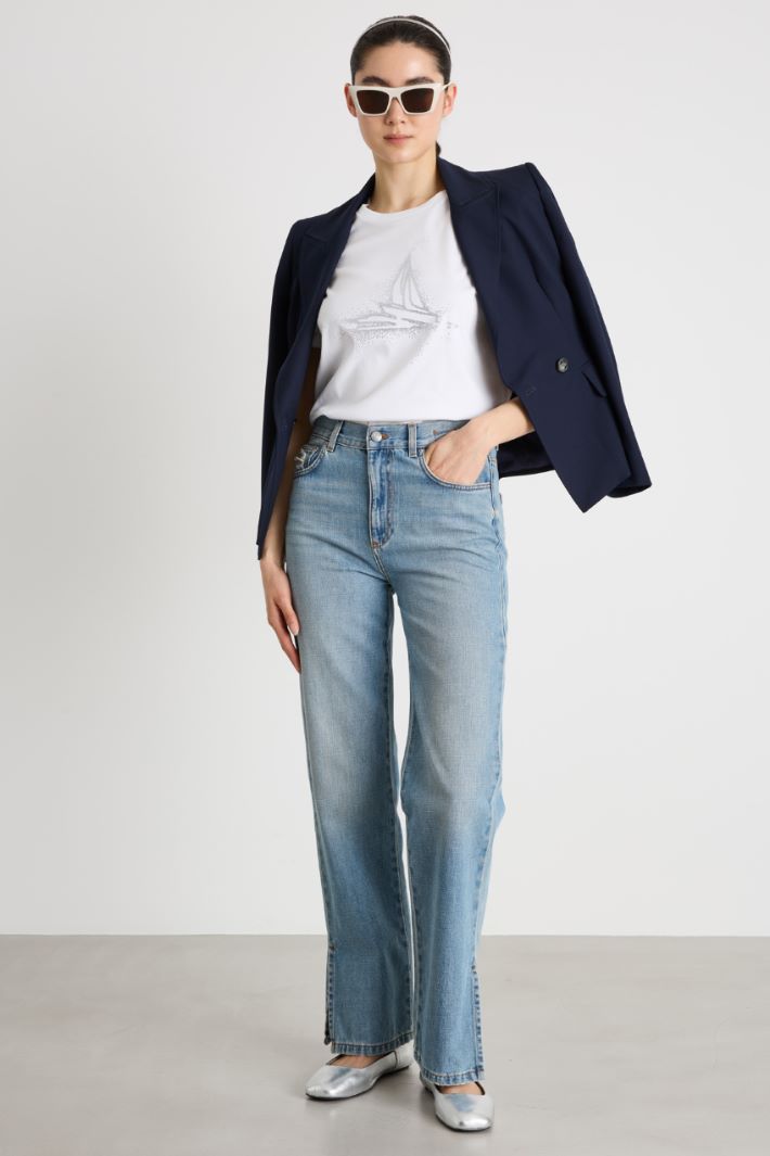 T-shirt girocollo in jersey ricamato Intrend