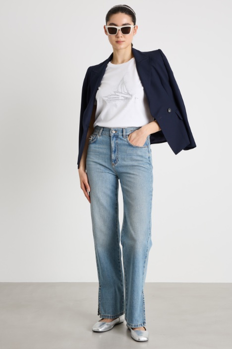 T-shirt girocollo in jersey ricamato Intrend