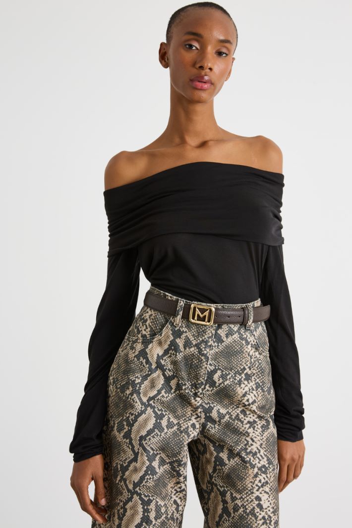 Off-the-shoulder top Intrend - 2