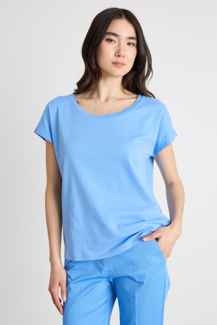 T-shirt con maniche corte a kimono Intrend - 2