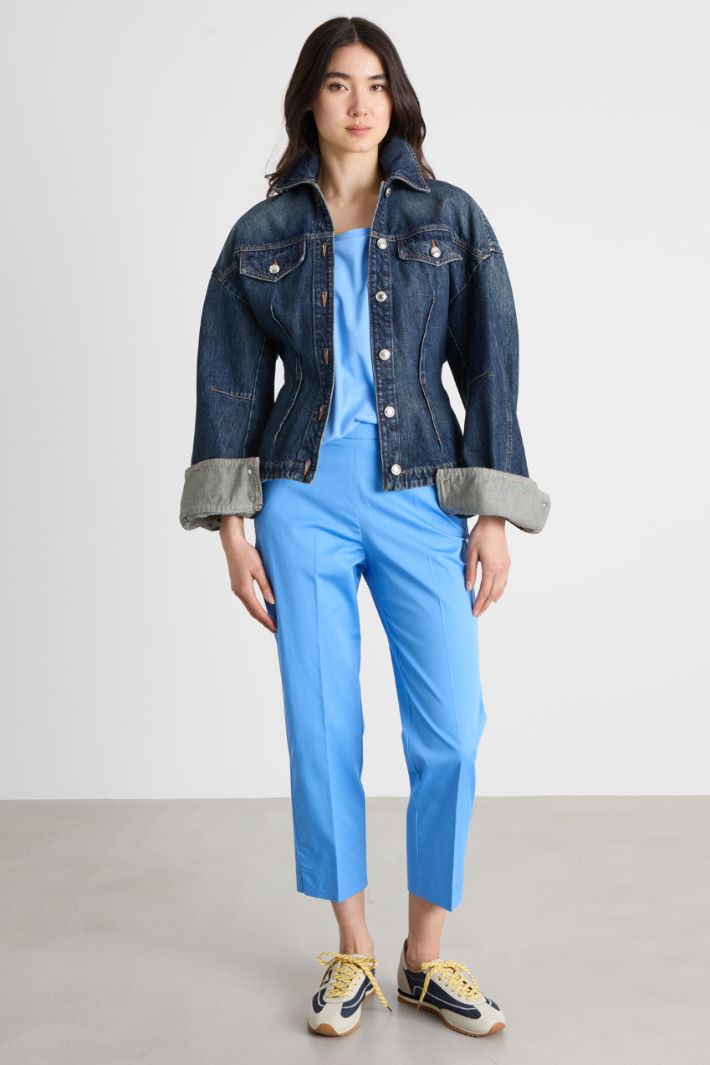 T-shirt con maniche corte a kimono Intrend