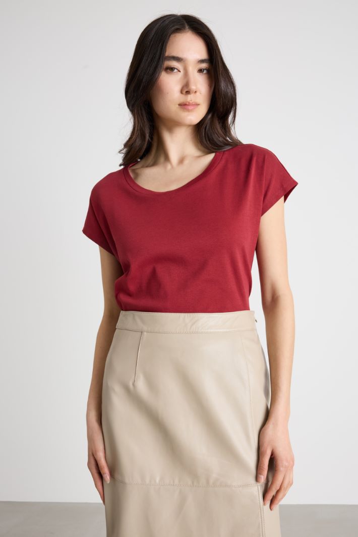 T-shirt con maniche corte a kimono Intrend - 2