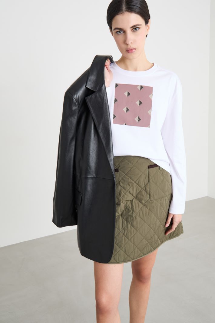 Printed and embroidered T-shirt Intrend - 2