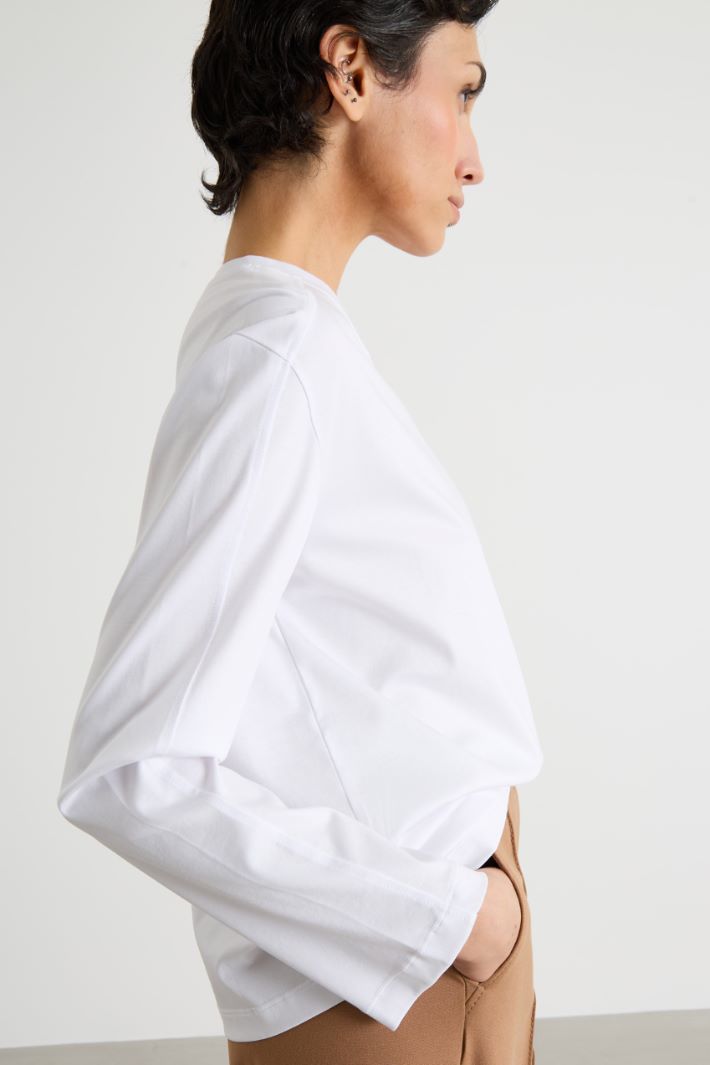 Printed and embroidered T-shirt Intrend - 3