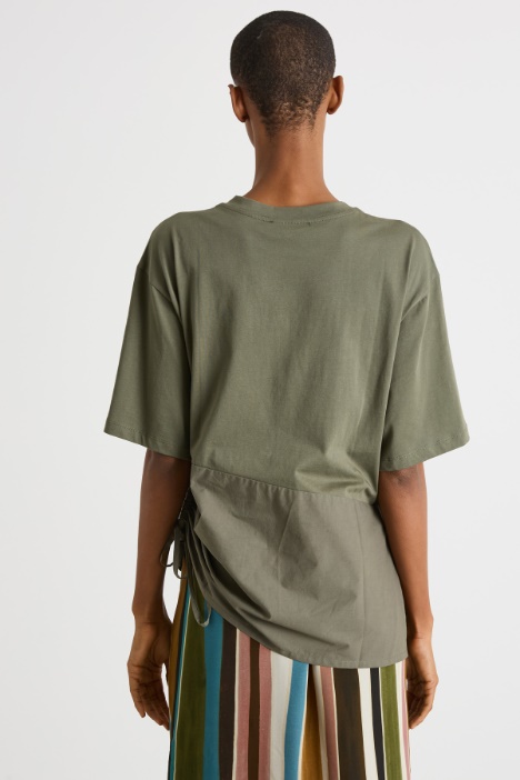 T-shirt con coulisse