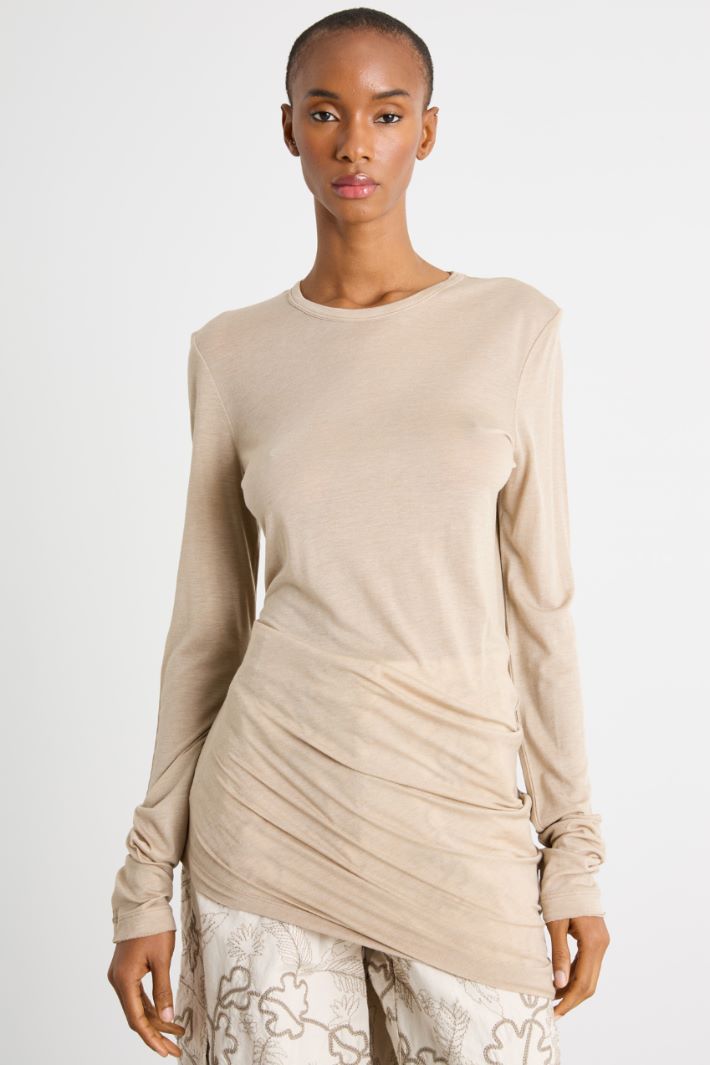 Asymmetric T-shirt Intrend - 2
