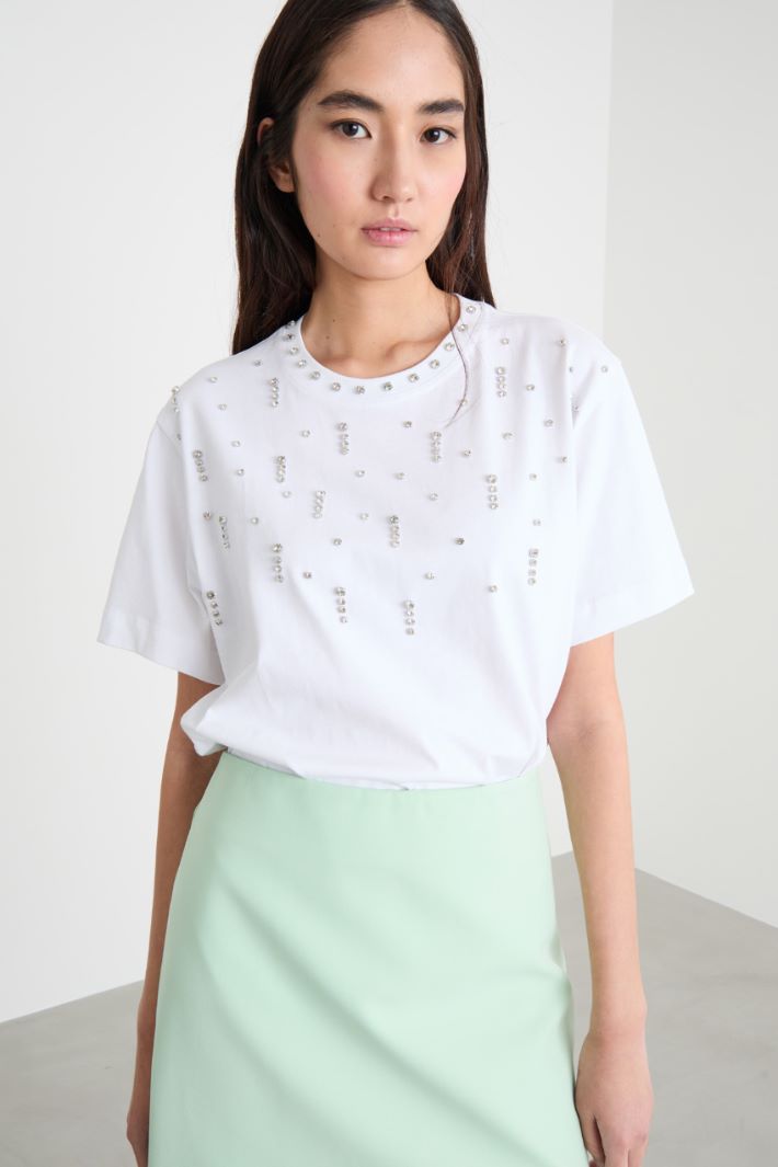 Rhinestone-embellished T-shirt Intrend - 3