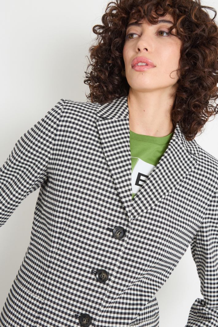 Blazer with patch pockets Intrend - 3