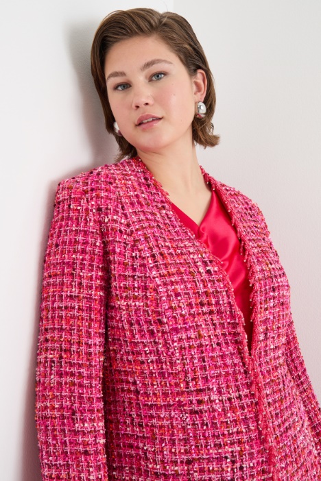 Giacca con ricami di jais e strass