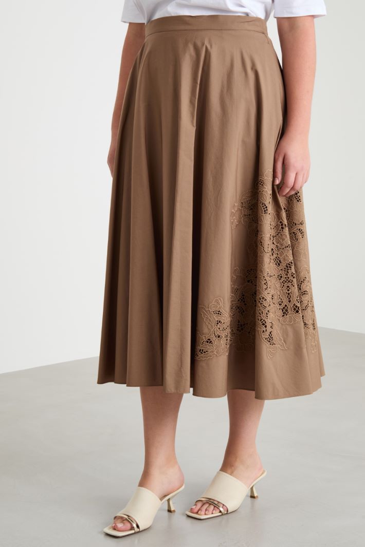 Embroidered poplin skirt Intrend - 2