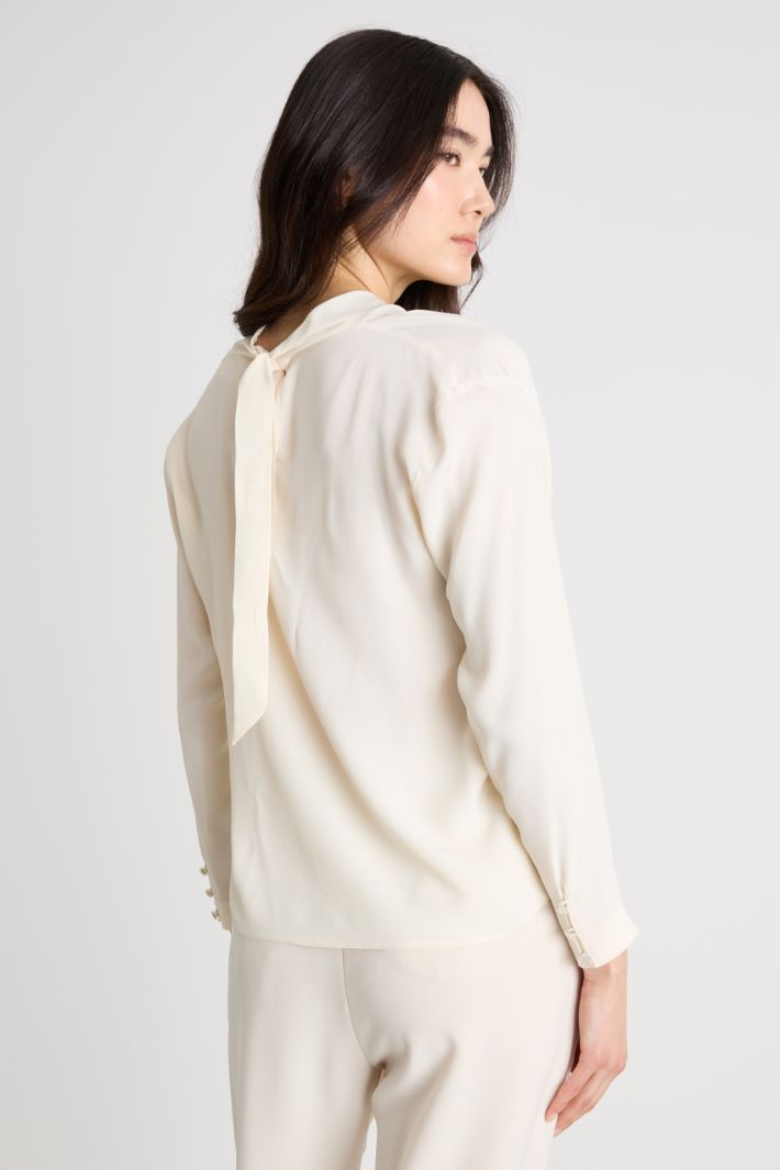 Blusa con collo a cratere Intrend - 4