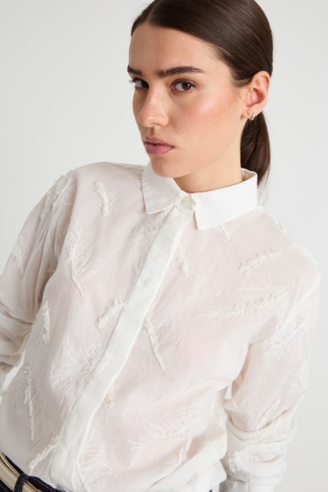 Camicia ricamata