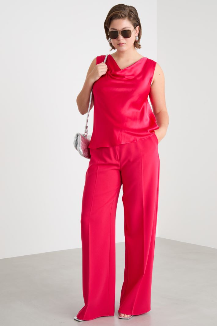 Matte satin top Intrend