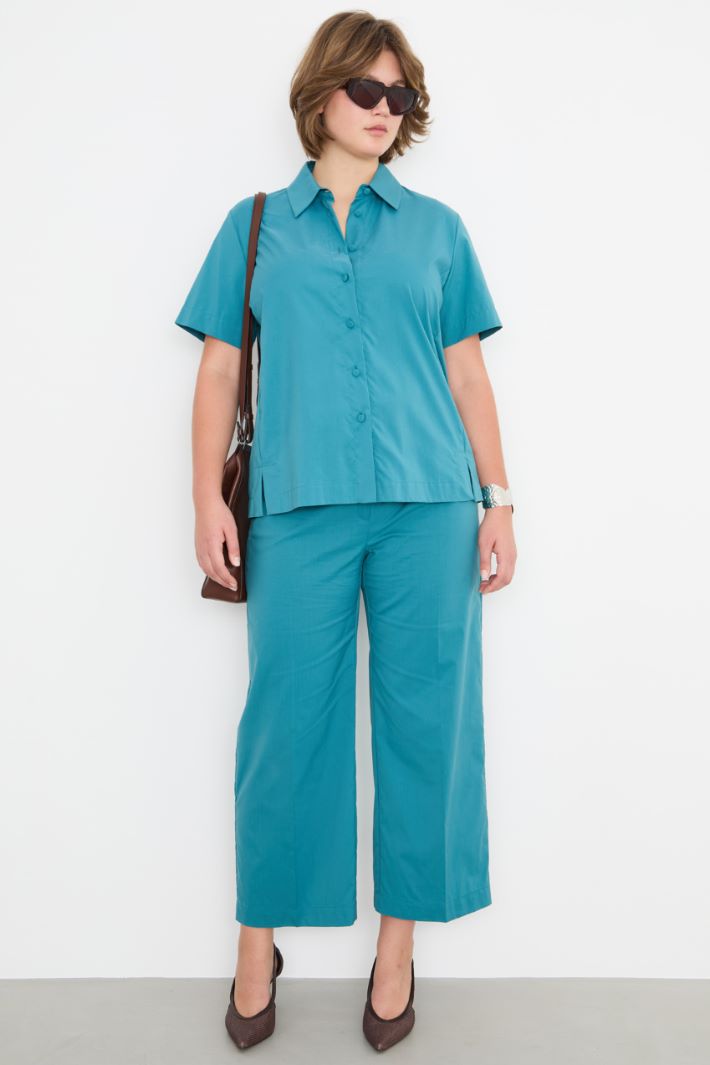 Short-sleeved poplin shirt Intrend