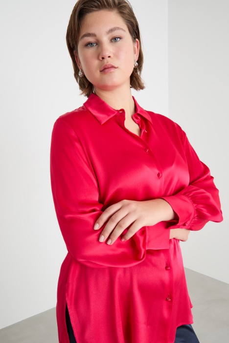 Blusa in raso leggero