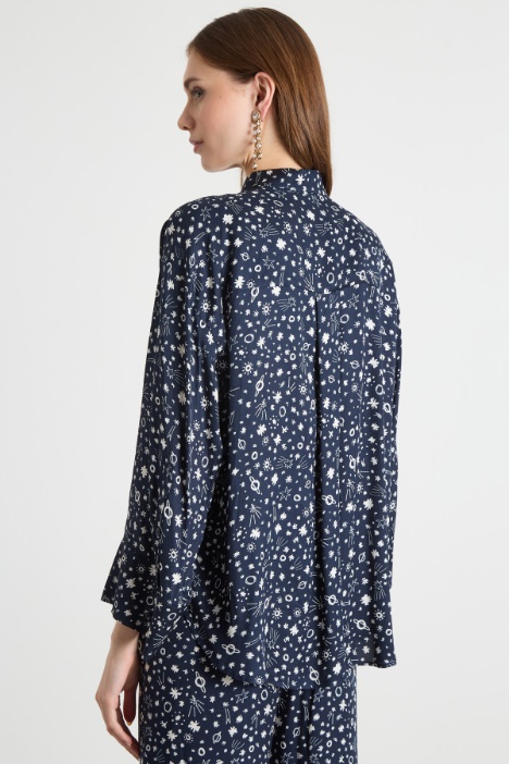 Blusa fluida in tessuto stampato