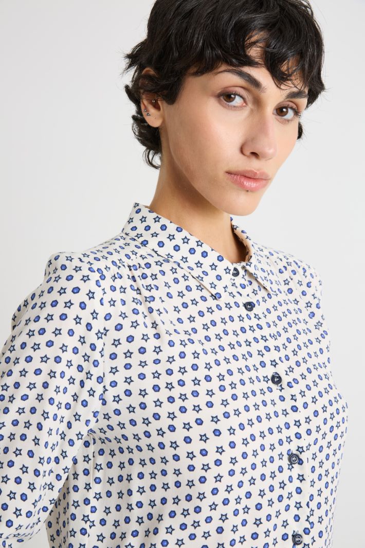 Printed viscose shirt Intrend - 3