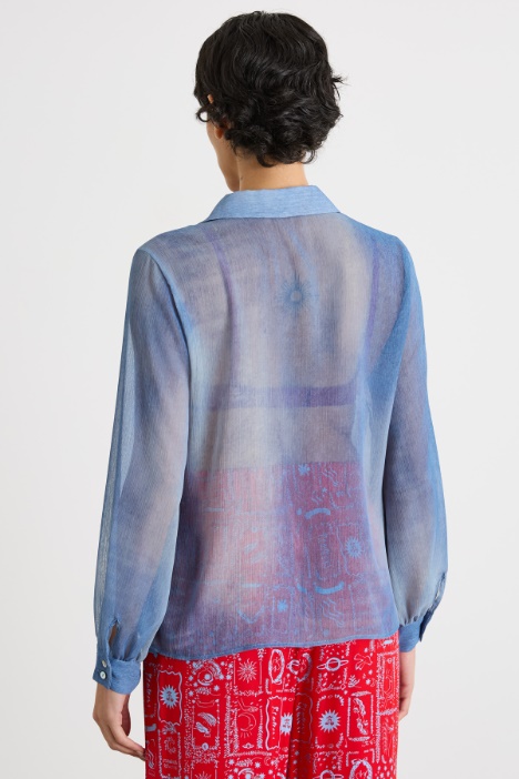 Blusa de crepé estampado