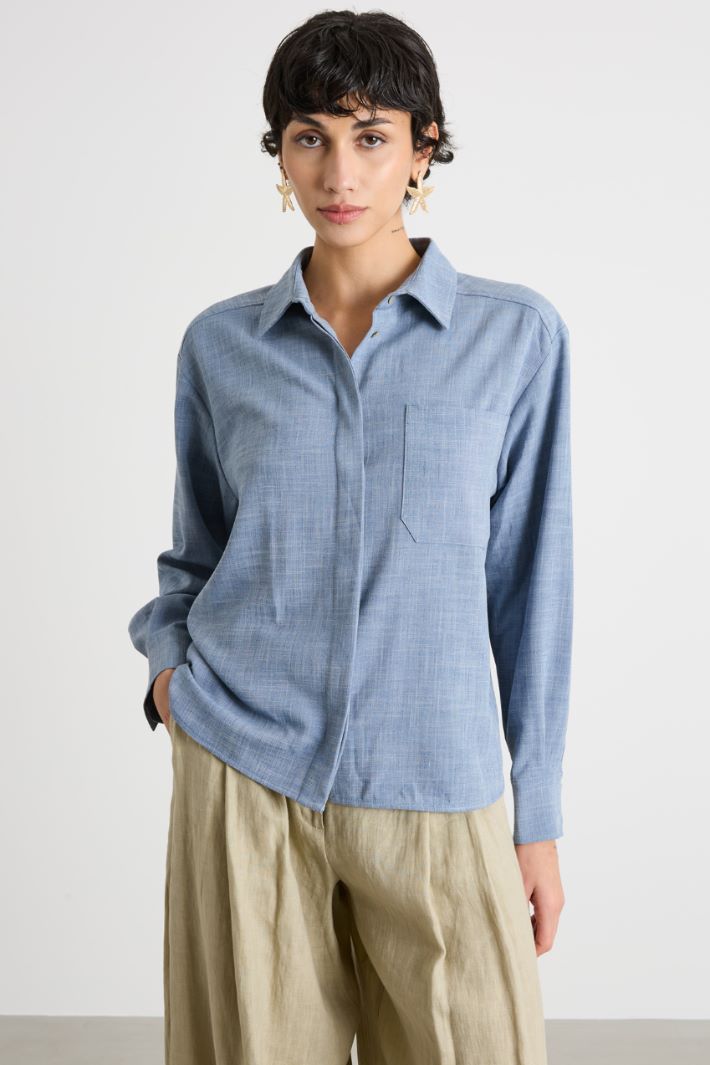Flowing single-pocket shirt Intrend - 2