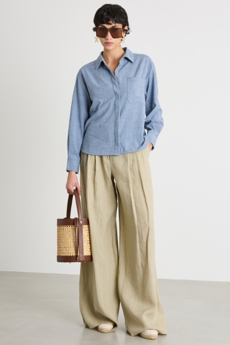 Flowing single-pocket shirt Intrend